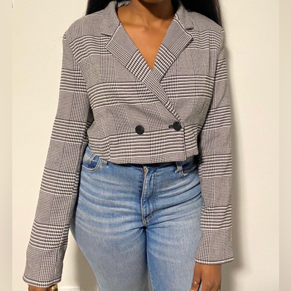 Forever21 Women's Black and White Plaid Jacket Short Blazer Size M